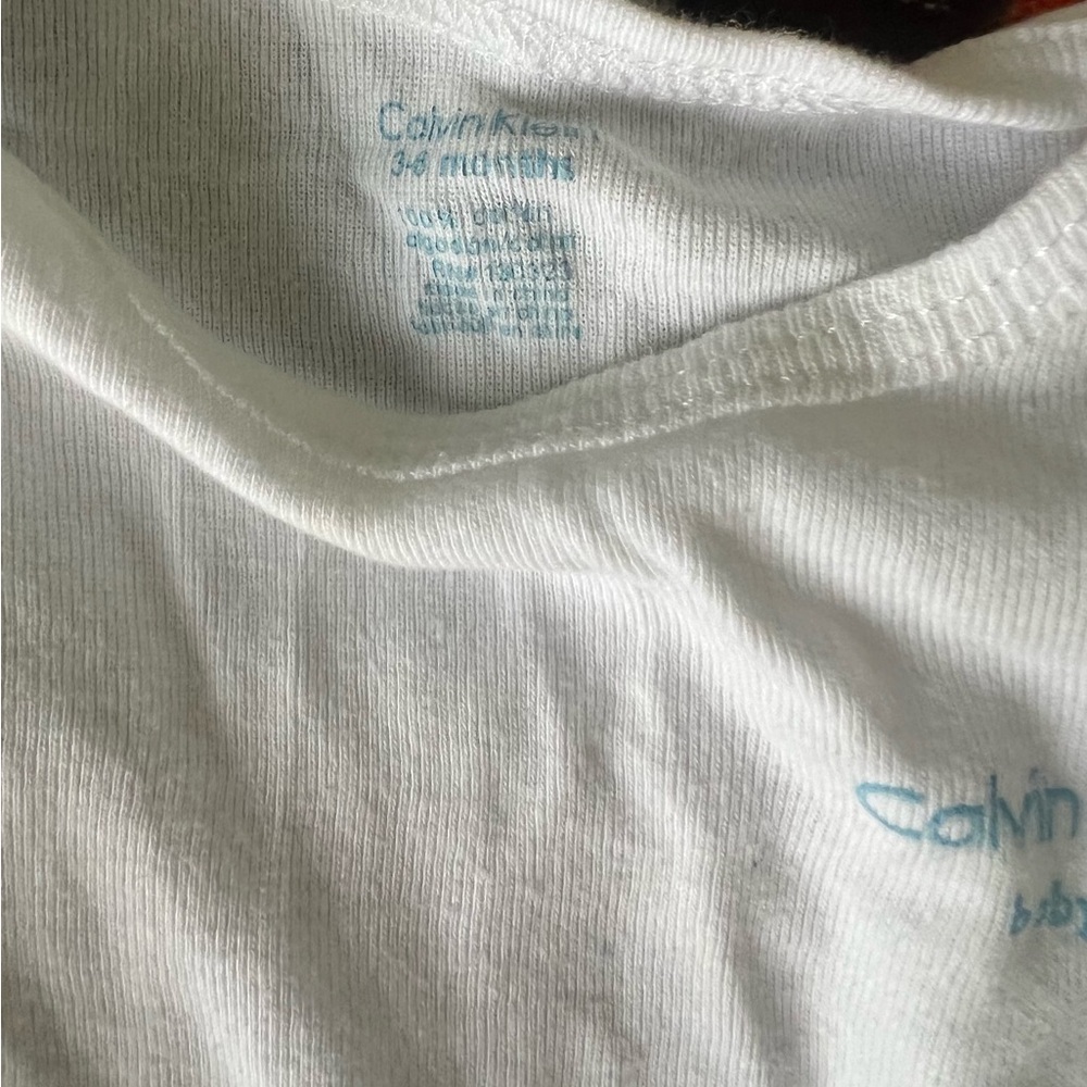 Gap Baby & Calvin Klein Baby Boy joggers and onesie - Picture 6 of 7